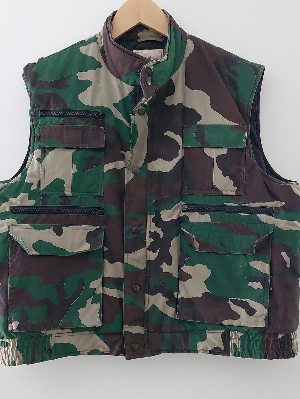 Men's Camouflage Utility Vest - Green Camo